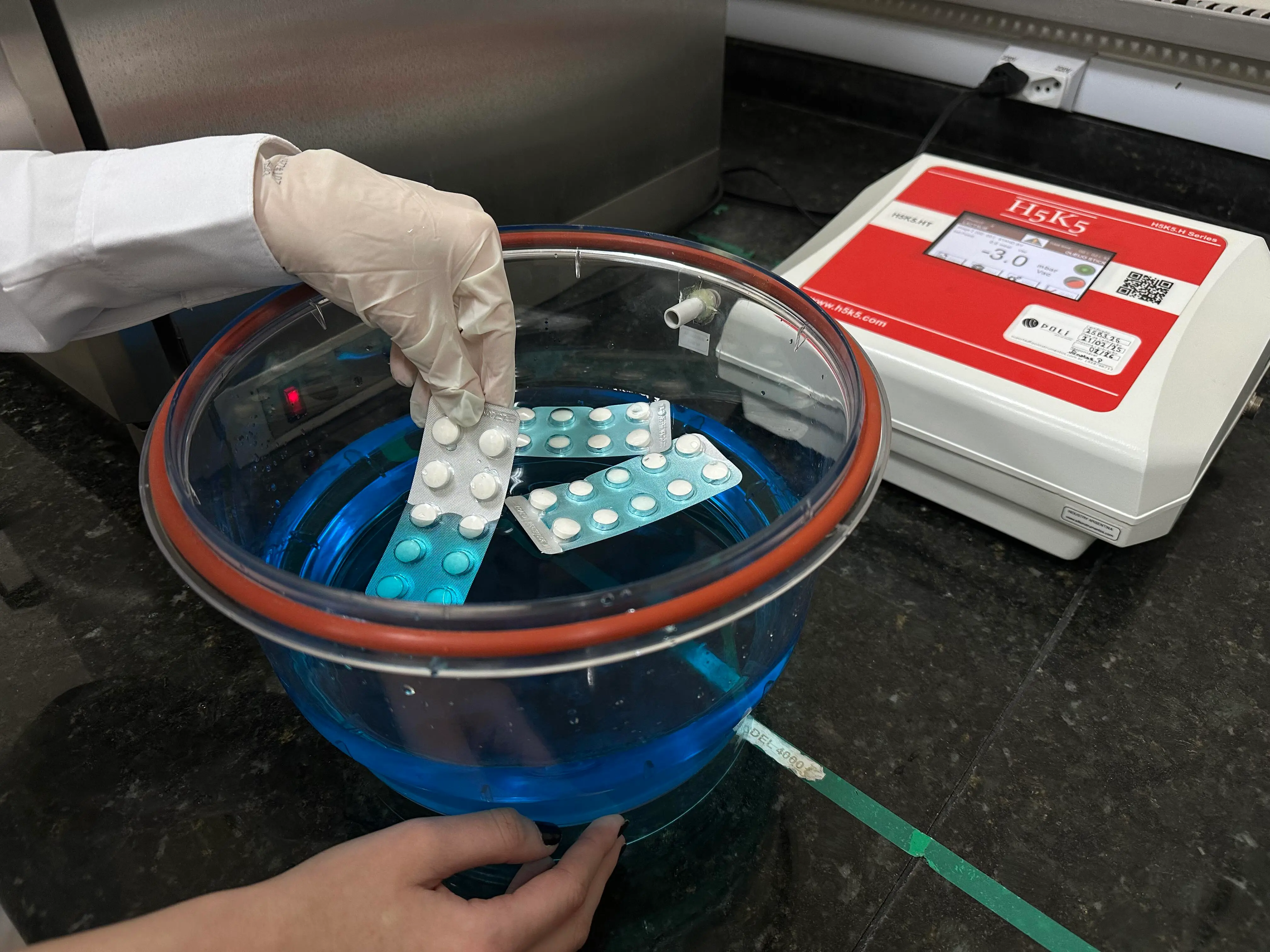 Equipamentos de alta especificidade em laboratório ADMESER — Vinhedo, SP